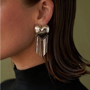 Gold Heart Fringe Drop Earrings - Elegant Statement Jewelry